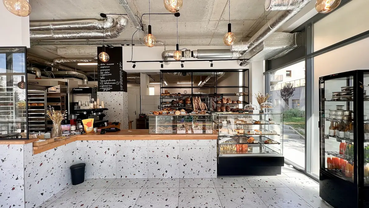 Cupcake Shop bakes